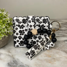 Load image into Gallery viewer, Silicone Bracelet Keychain with Scalloped Card Holder