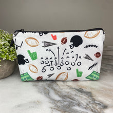 Load image into Gallery viewer, Pouch - Football Game Play