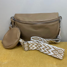 Load image into Gallery viewer, Roni Fanny Sling Crossbody - Textured Faux Leather