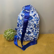 Load image into Gallery viewer, Sarah - Puffer Sling XL