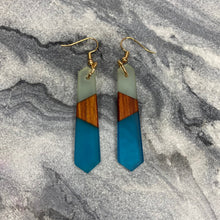 Load image into Gallery viewer, Dangle Earring - Wood &amp; Sea Glass
