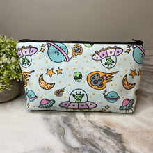 Load image into Gallery viewer, Pouch - Alien Space
