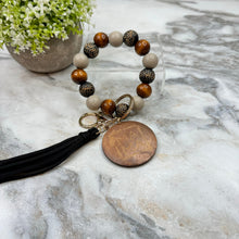 Load image into Gallery viewer, Wooden Bead Bracelet Keychain - Mama - Black
