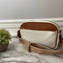 Load image into Gallery viewer, Cass Crossbody Bag
