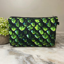 Load image into Gallery viewer, Pouch - Green Dragon Scales
