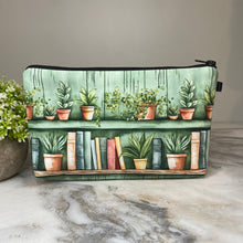 Load image into Gallery viewer, Pouch - Bookshelf, Green
