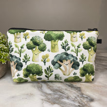 Load image into Gallery viewer, Pouch - Broccoli

