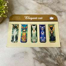 Load image into Gallery viewer, Bookmark - Magnetic, Elegant Cat
