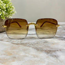 Load image into Gallery viewer, Sunglasses - Style I - Tea Clear
