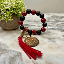 Load image into Gallery viewer, Wooden Bead Bracelet Keychain - Mama - Red Black Plaid
