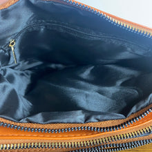 Load image into Gallery viewer, Oaklynn Crossbody Purse
