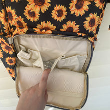 Load image into Gallery viewer, Emily Travel Bag - Sunflower
